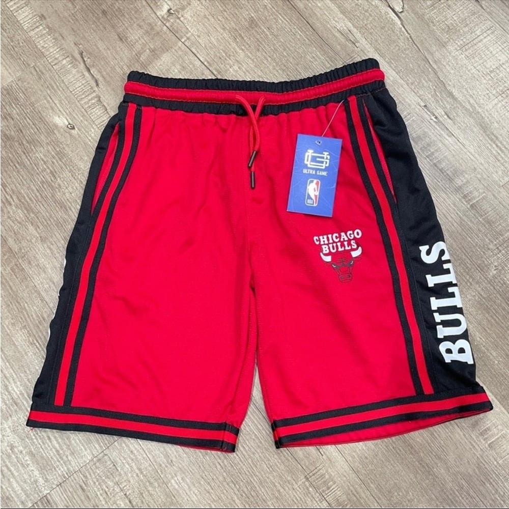 NEW Ultra Game O.G. Basketball Short Below the Knee Boys‎ Size 14/16 Large Bulls